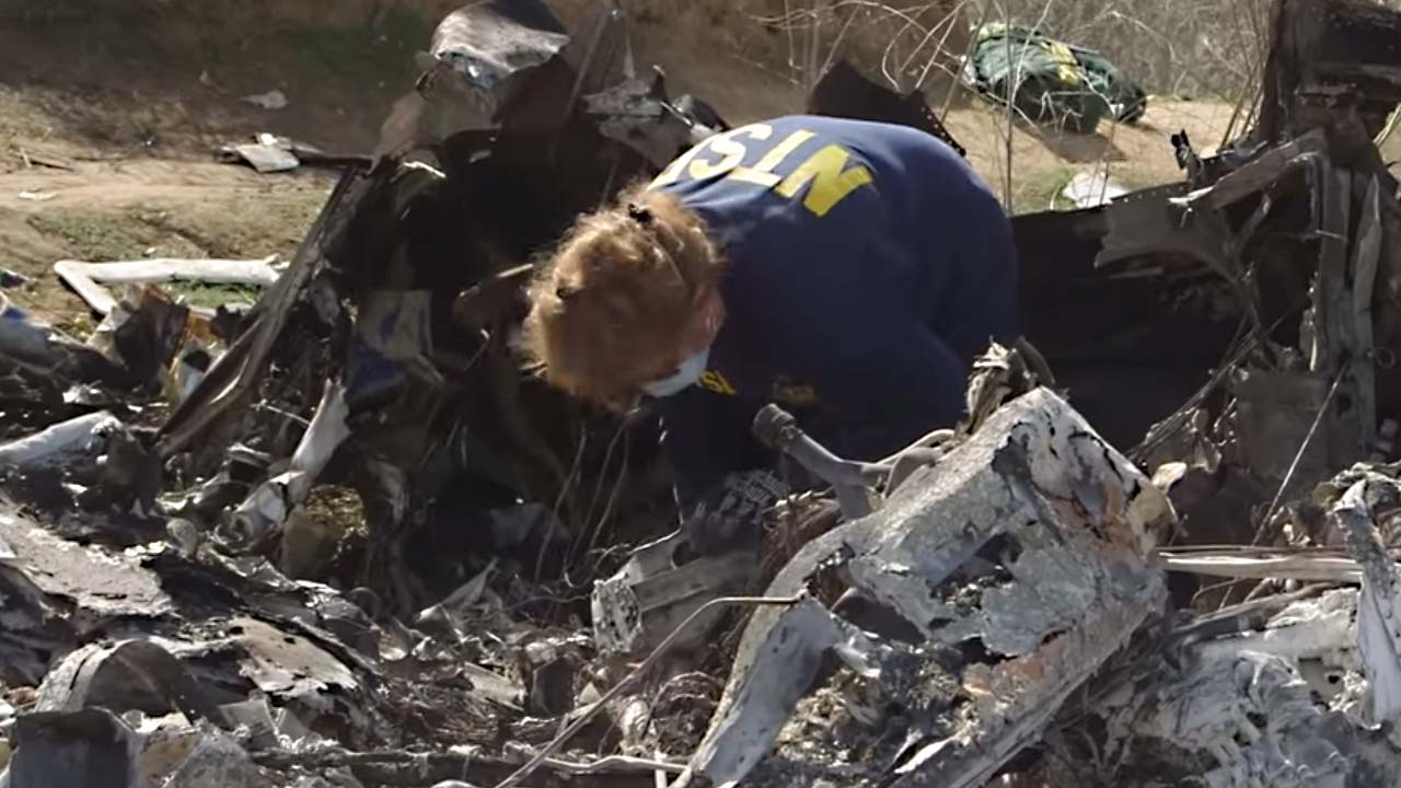 Photo of Kobe Bryant helicopter crash site and wreckage