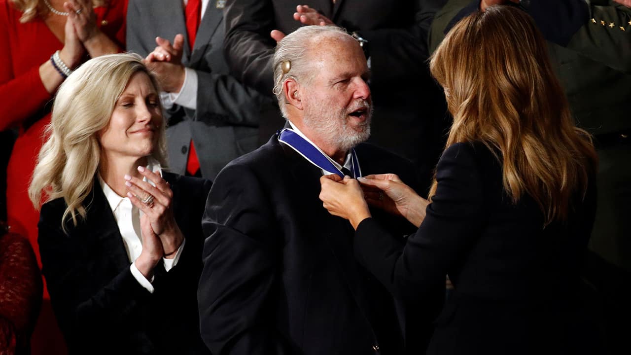 Photo of First Lady Melania Trump presenting Rush Limbaugh with the Presidential Medal of Freedom