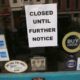 Photo of a closed sign